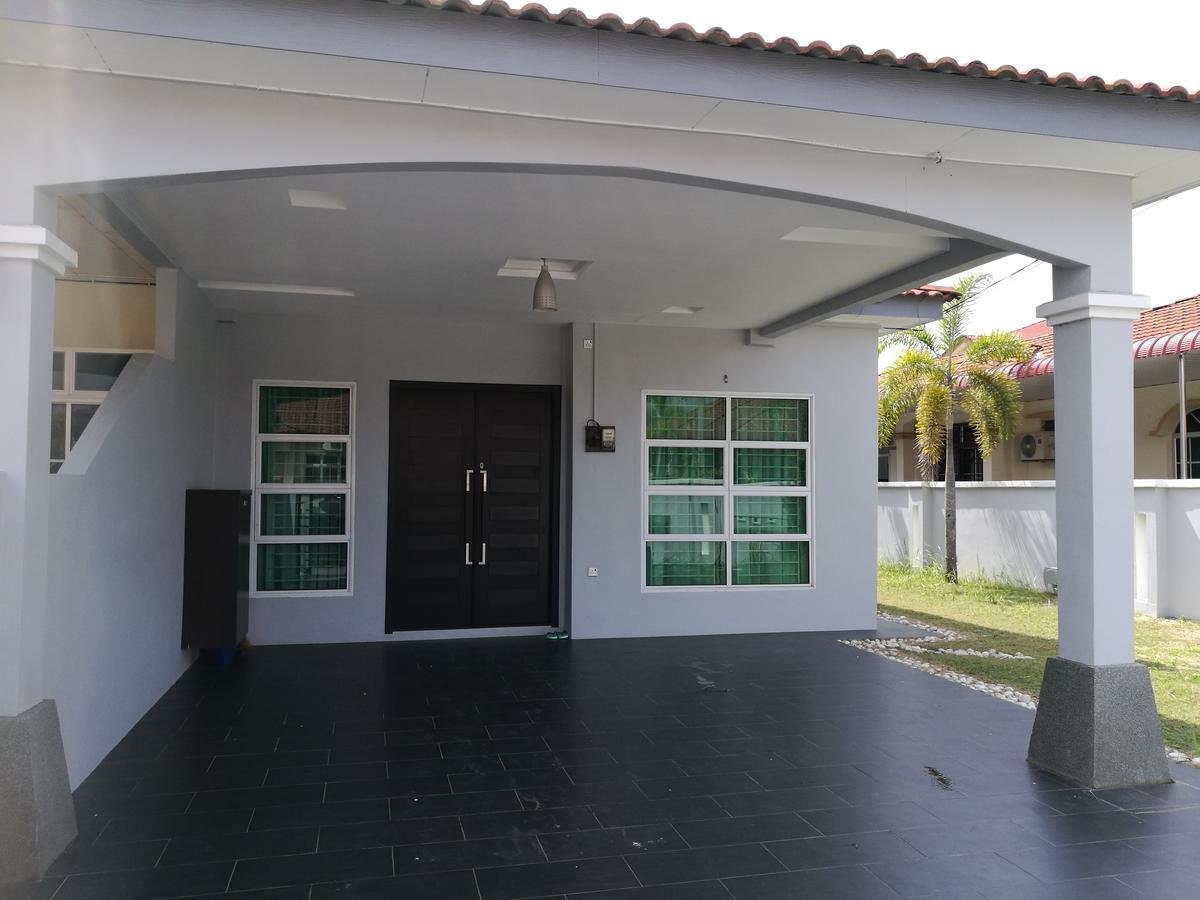 Barakah Homestay Алор Сетар Екстериор снимка